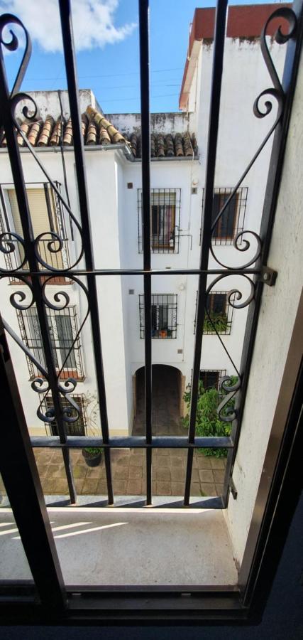 Апартаменты Apartamento Entre Patios San Basilio Кордова Экстерьер фото